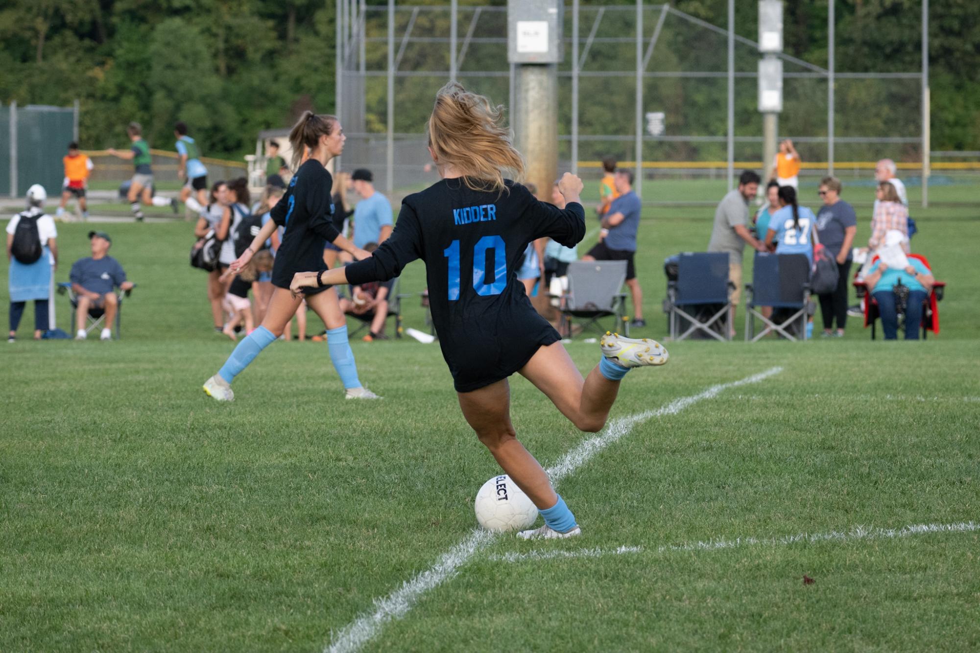 Senior Spotlight: Grace Kidder